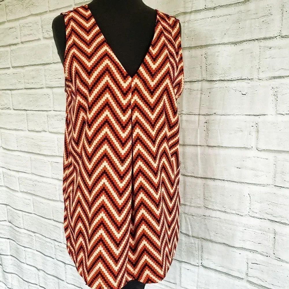 Pleione geometric sleeveless blouse tank top